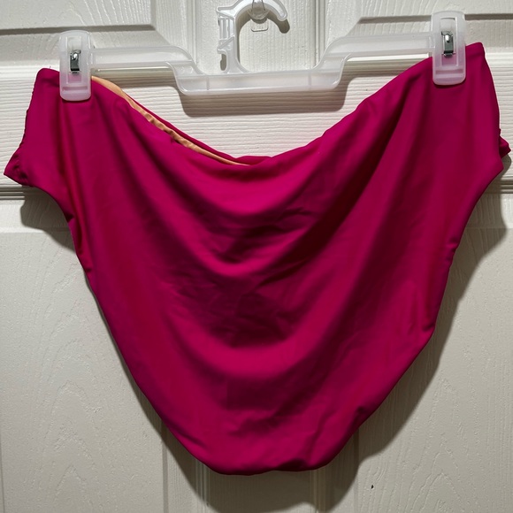 Bathing suit bottom - Picture 2 of 3